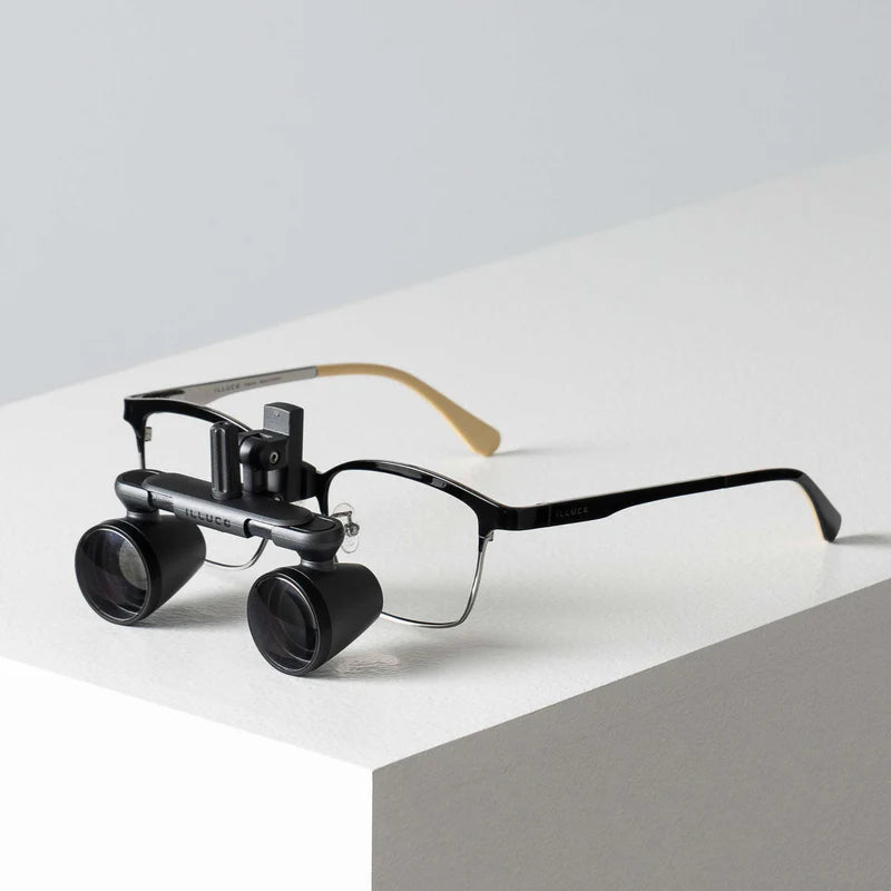 ILLUCO Flip-Up Loupes